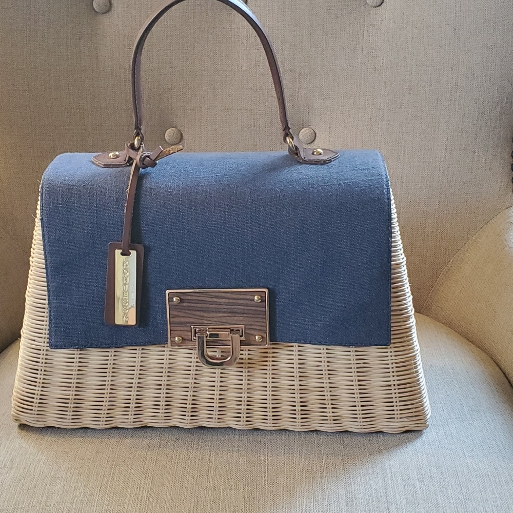 Chic Woven Handbag with Blue Accents